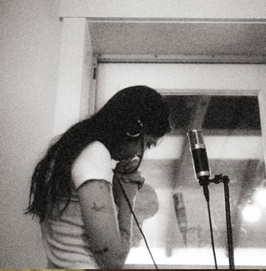 Lizzy McAlpine - Older (and Wiser) (Reissue) - Reviews - Album of