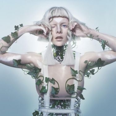 AURORA - Queendom