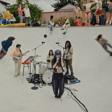 Devon Again - deep (live from a pool)