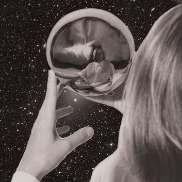 Sofia Bolt - Black Hole