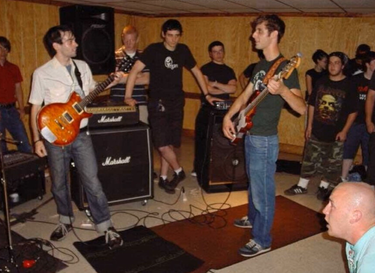 Between Two Thieves - Mp3.com Songs
