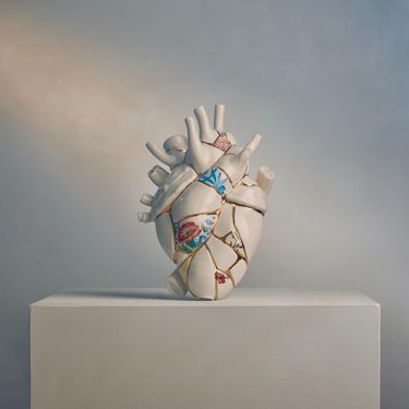 Un Coraz&oacute;n - KINTSUGI
