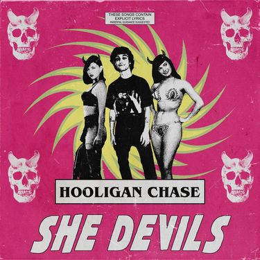 hooligan chase - She Devils