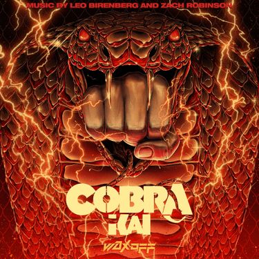 Cobra Kai Colpisci il Primo logo del Cobra Maglietta