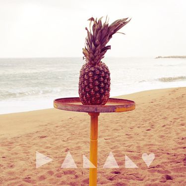 ►▲◣▲◣ - ◣◣((▲&hearts;▲▲&hearts;