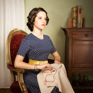 Ximena Sari&ntilde;ana - Mediocre