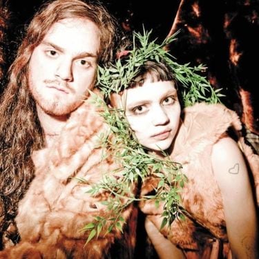 Grimes & d'Eon - Darkbloom